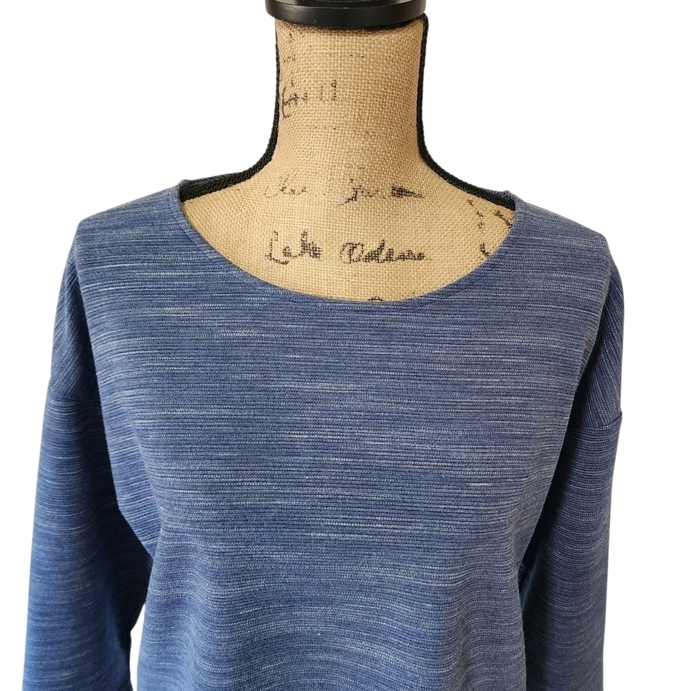 Chico’s Blue 3/4 Sleeve Stretch Top Size 1 (M 8/10) - Picture 2 of 8